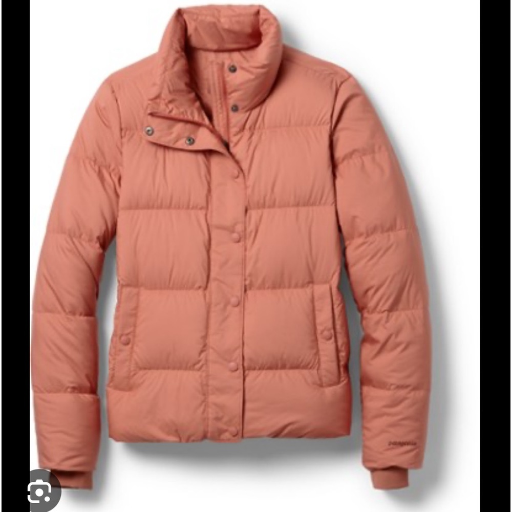 Women’s Patagonia Silent Down Jacket in Century Pink